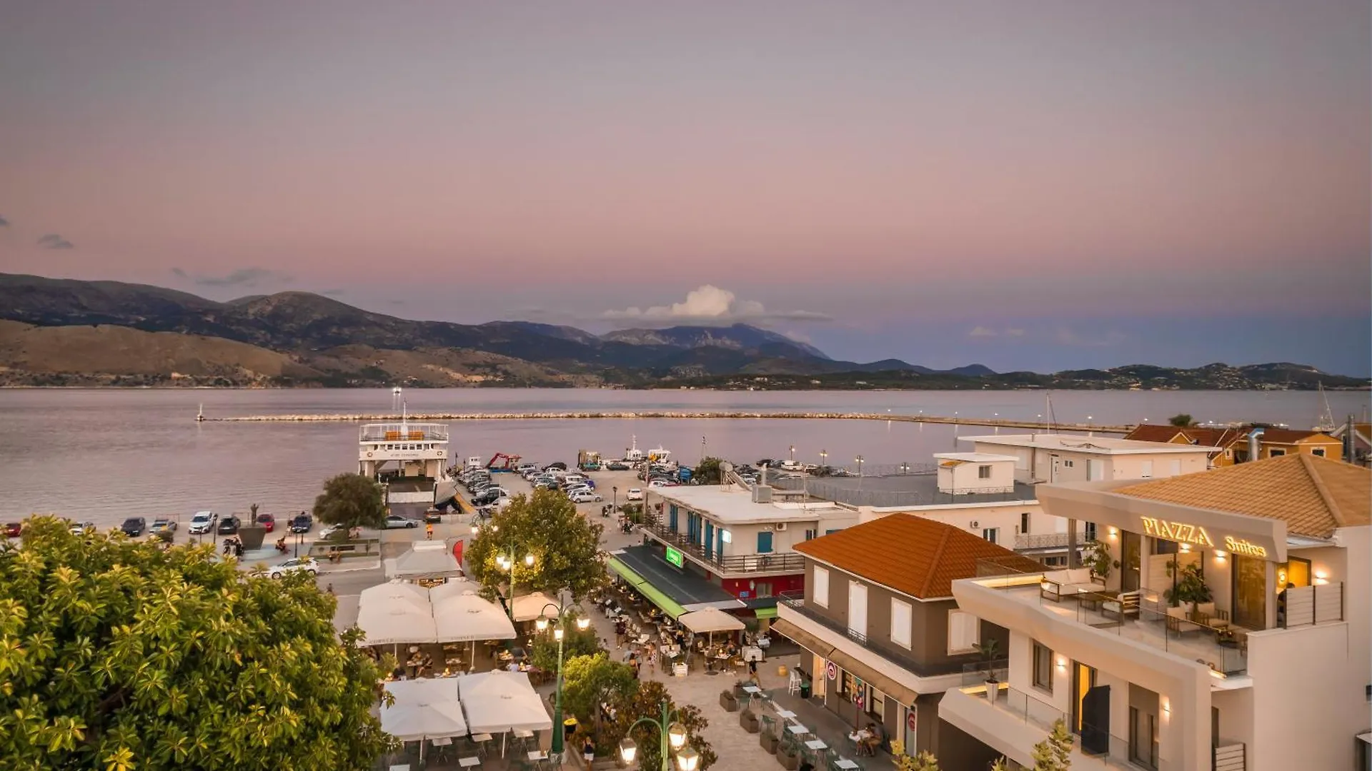 Apartment Piazza Suites Lixouri Greece