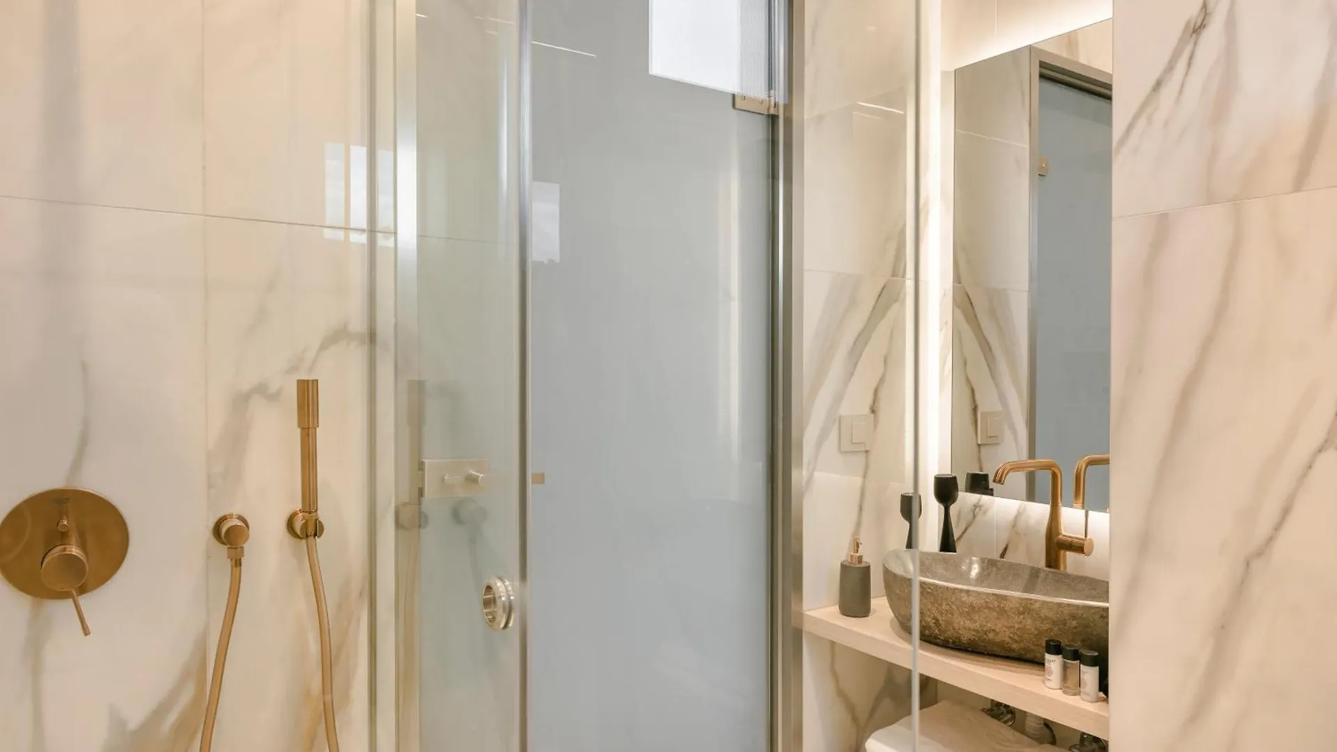Apartment Piazza Suites Lixouri Greece